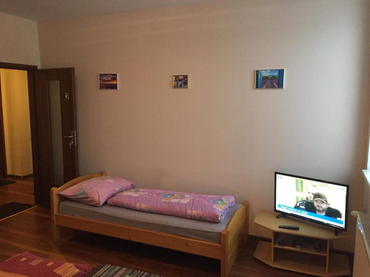 Hostel Fontana Zilina Exterior photo